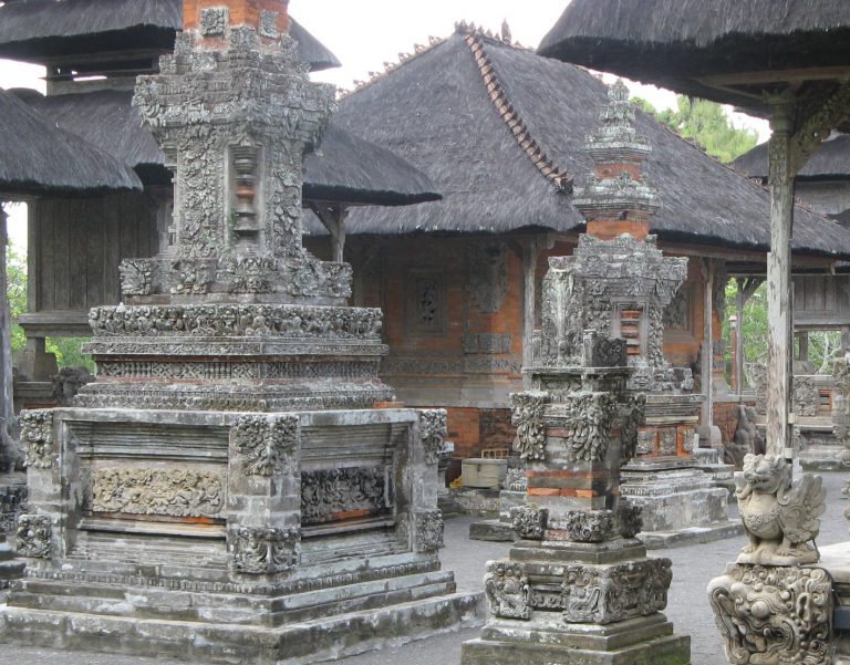 15th century royal temples at Taman Ayun