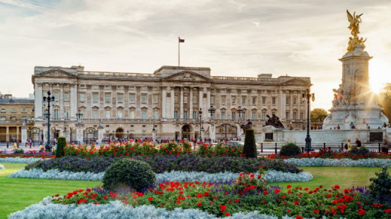Spend a day discovering the treasures of Buckingham Palace.